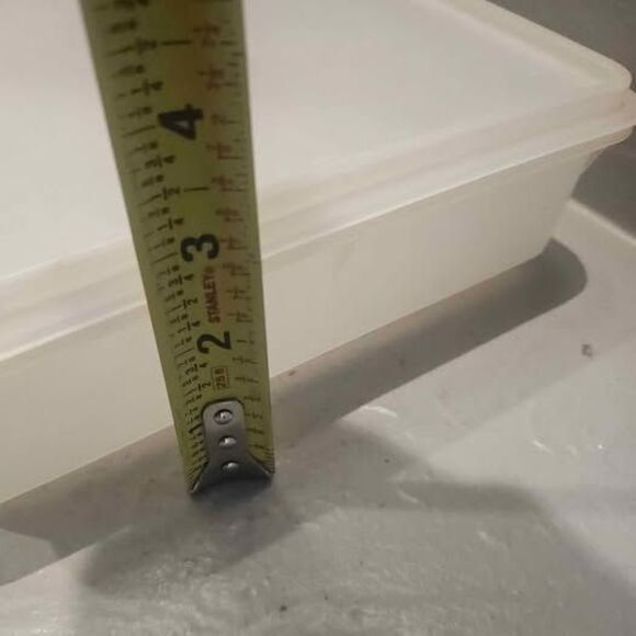 Tupperware Snack Store Keeper Square Container - Picture 5 of 5